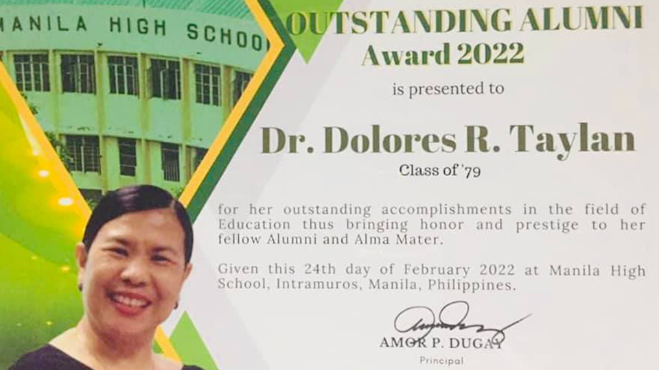 Dr. Dolores R. Taylan na ginawaran ng Outstanding Alumni Award 2022 ng Manila High School